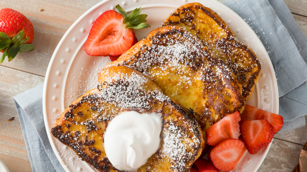 French Toast with Powdered Sugar
